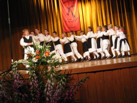 Prireditev Folklorne skupine KUD Razkrižje “Druži naju ples in petje”, 21.5.2016 16